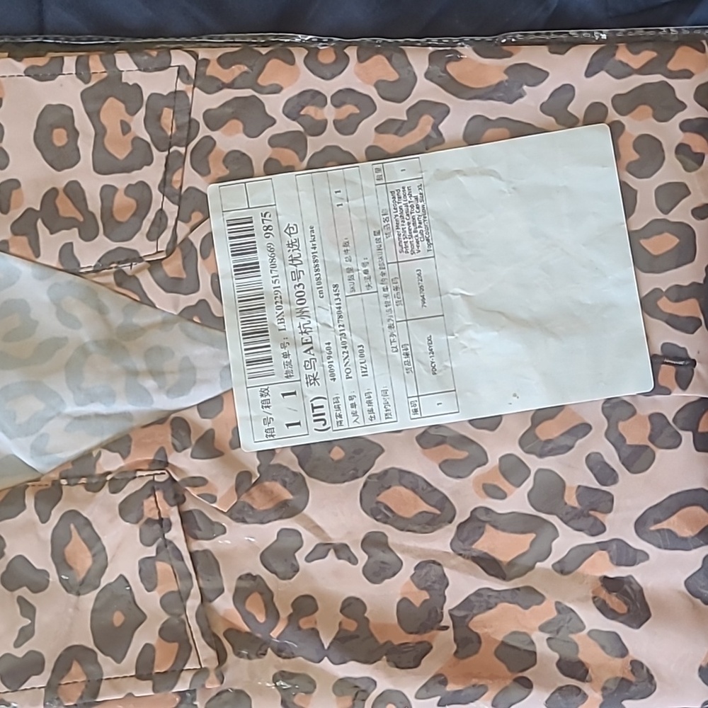 New mens leopard shirt